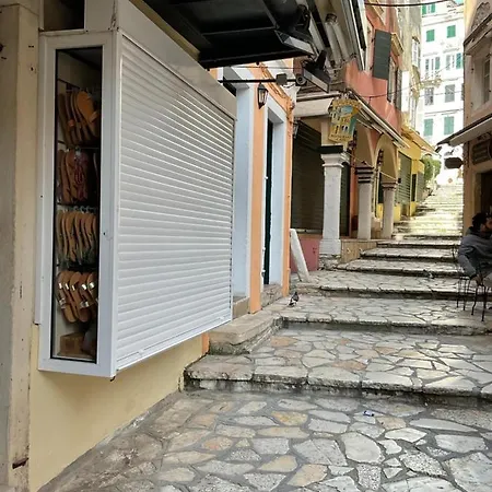 Biscoutsis Old Town Apartament