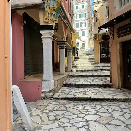 Biscoutsis Old Town * Corfu (city)