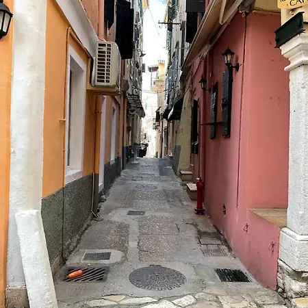 Biscoutsis Old Town * Corfu (city)